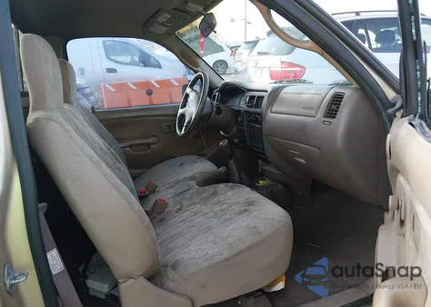 2002 Toyota Tacoma from USA, damaged, VIN 5TEPM62N42Z041992